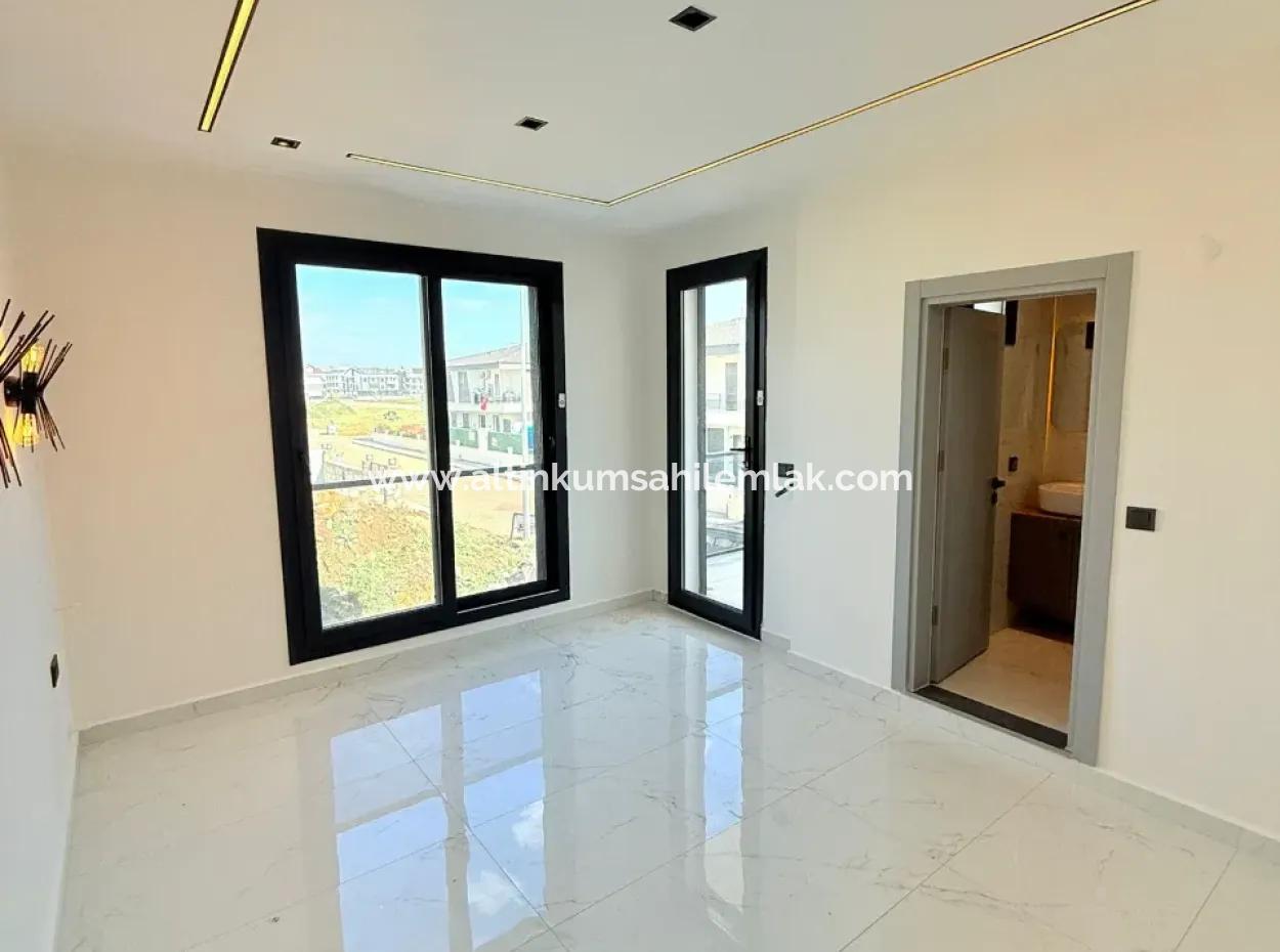 New Villa With Private Pool And Detached Garden In Didim Efeler