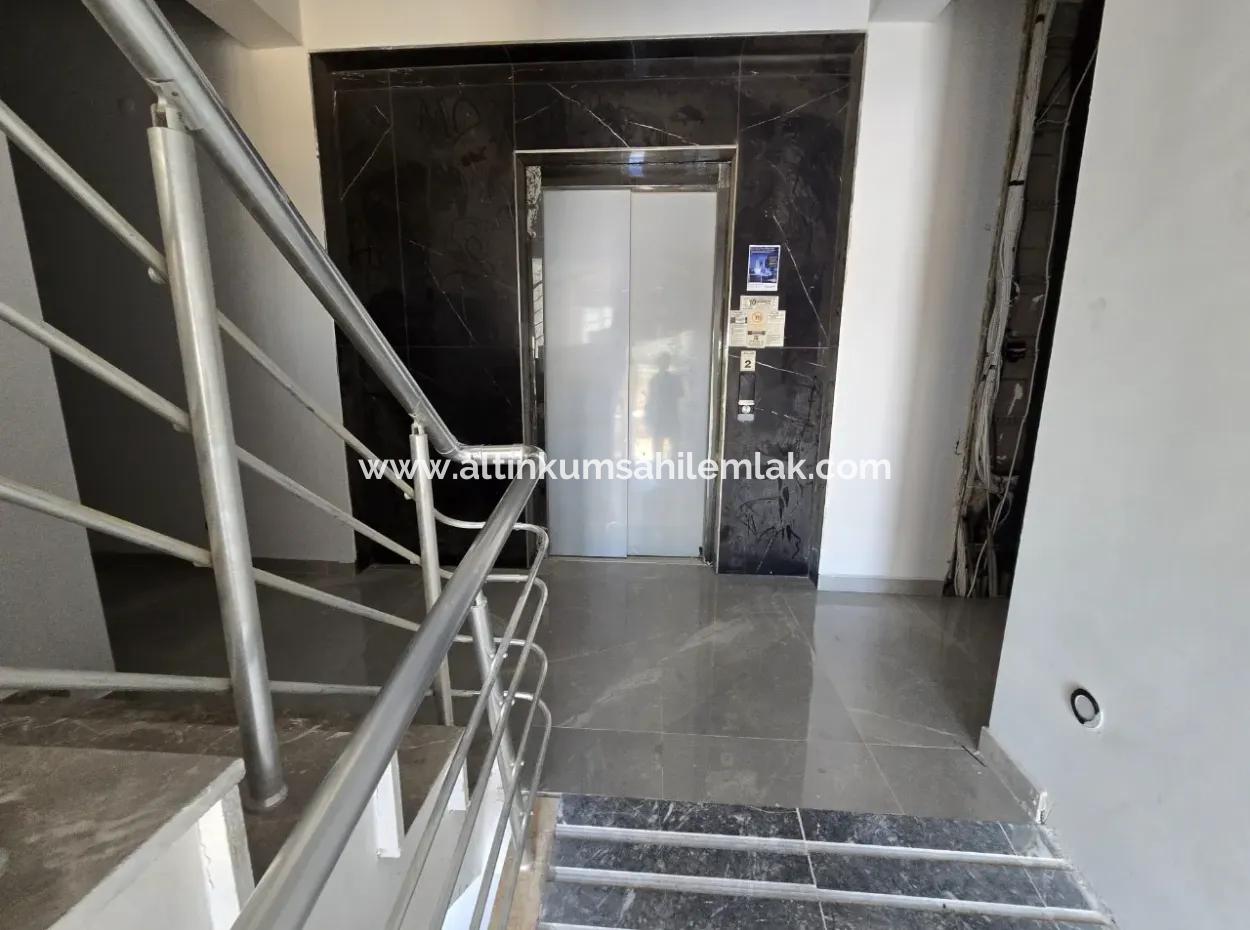 Brand New Apartment With Front View, Elevator And Pool In Saygınlar Residence