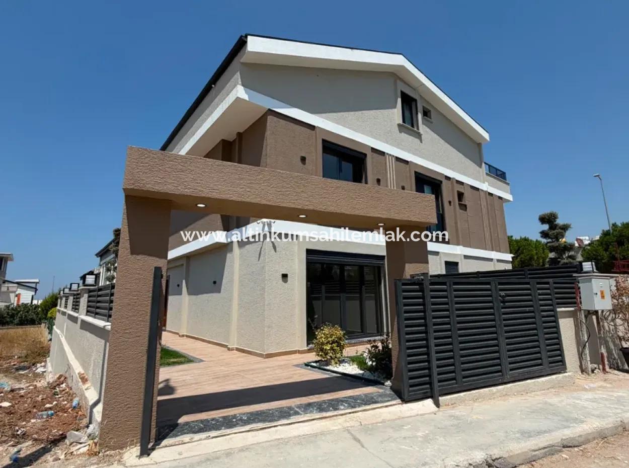 3-Bedroom Villa With Garden And Pool Near The Sea In Didim! ????