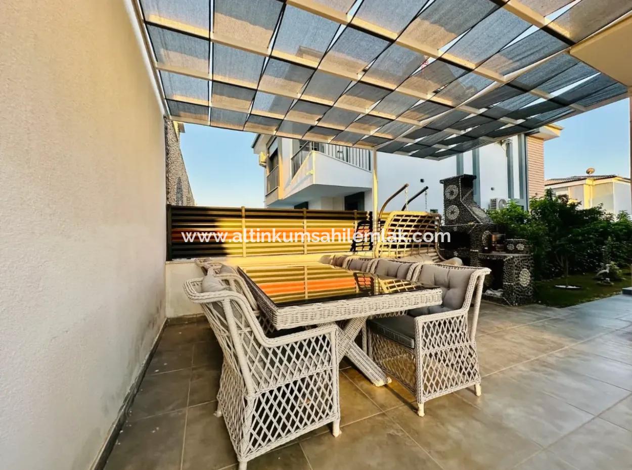 3+1 Fully Furnished Villa With Separate Kitchen And Swimming Pool In Didim