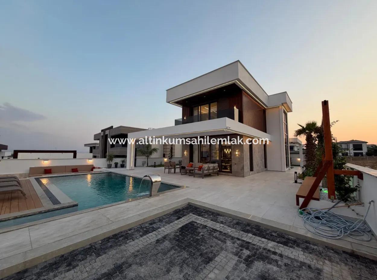 Fully Detached 4 1 Villa On A 500 M² Plot In Didim Efeler