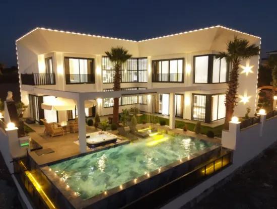 5 In 1 Luxury Villa For Sale In Didim Hisar Neighborhood