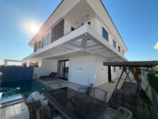 Luxury 3+1 Fully Furnished Villa With Private Pool In Didim Efeler