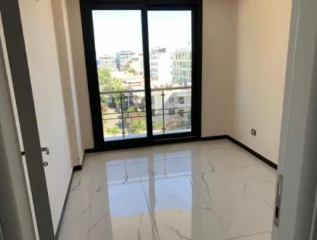 2 Bedroom Apartment In Altınkum