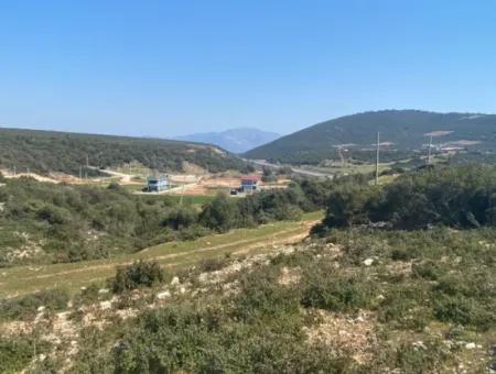 Didim Akyeniköy Seyrantepede 600 M2 Land For Sale