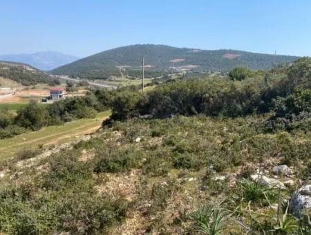Didim Akyeniköy Seyrantepede 600 M2 Land For Sale