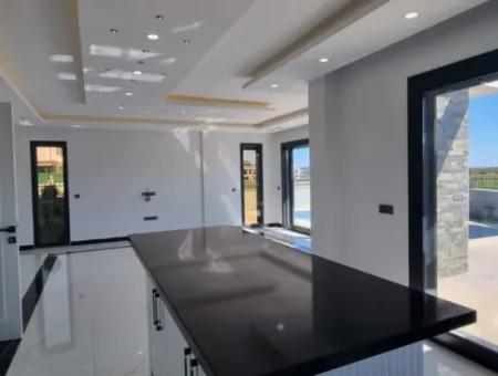 4 Bedroom Detached Luxury Villa For Sale In Didim Efeler Neighborhood