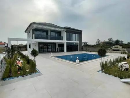 5 Bedroom Villa For Sale In Yeşiltepe