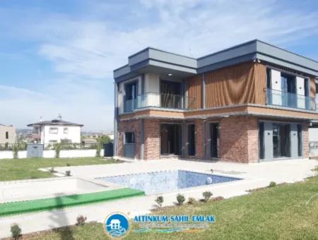 Didim Detached Villa, House For Sale In Yeşiltepe