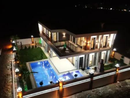 Detached Villa For Sale İn Mavişehir Didim