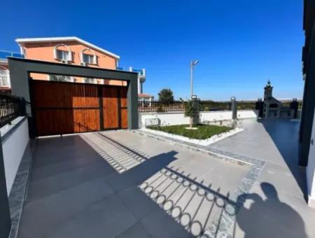 5 Bedroom Luxury Villa For Sale In Didim Altinkum Neighborhood