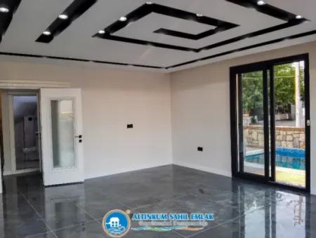 Corner And Detached Villa For Sale In Altinkum, Didim