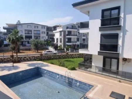2 Bedroom  Apartments For Sale In A Complex With Pool In Didim