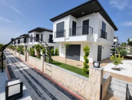 3 Bedroom Villa With Pool For Sale In Didim Efeler Neighborhood