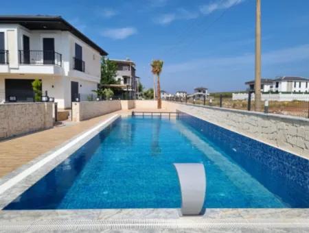 3 Bedroom Villa With Pool For Sale In Didim Efeler Neighborhood