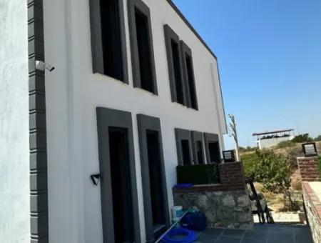 3  Bedroom, 2 Living Room  Villa With Pool For Sale In Didim Hisarda