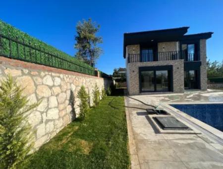 4 Bedroom Luxury Villa With Pool For Sale In Seyrantepe, Didim