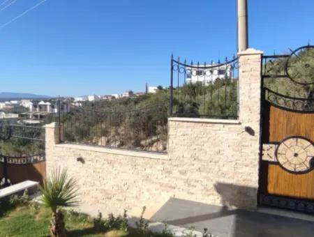 4 Bedroom Luxury Villa With Pool  For Sale In Didim Yeşiltepe