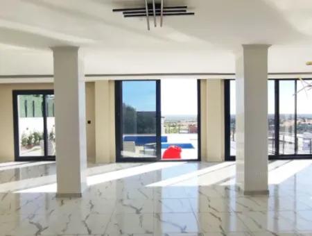 4 Bedroom Luxury Villa With Pool  For Sale In Didim Yeşiltepe