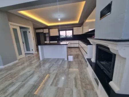 4 Bedroom Villa With Pool  For Sale In Didim Yeşiltepe