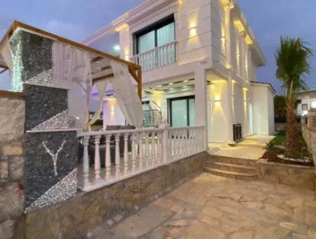 4 Bedroom Detached Villa In Efeler Mah, Didim