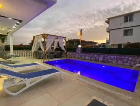 4 Bedroom Detached Villa In Efeler Mah, Didim