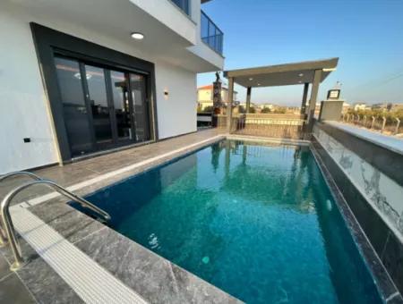 Modern 4  Bedroom Luxury Villa In Efeler Mah, Didim