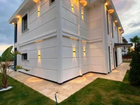 4 Beds Detached House In Altınkum Didim