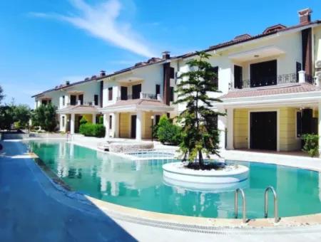 Detached House For Sale In Altınkum Didim Turkey