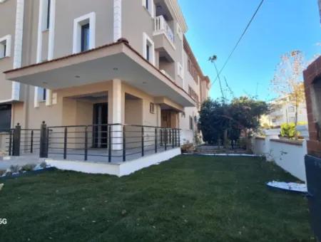 Four Bedroom Villa In Altınkum Çamlık Area Didim