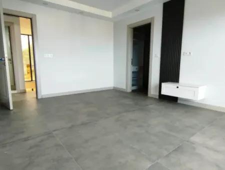 For Sale 5 Bedroom Villa In Kuşadasi