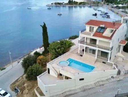 5 Bedroom Detached Villa With Seaview In Mavişehir Didim