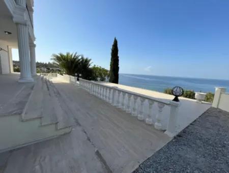 5 Bedroom Detached Villa With Seaview In Mavişehir Didim