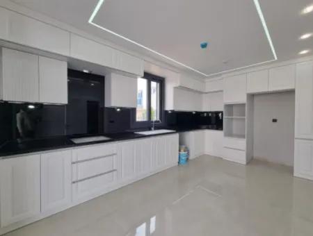 4 Bedroom  Villa With Pool In Didim Efeler Neighborhood