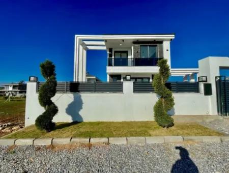 Ultra Luxury 3 In 1 Pool Villa For Sale In Didim Efelar