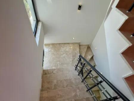 Ultra Luxury 3 In 1 Duplex With Sea View In Altinkum – Only 350 Meters From The Beach!