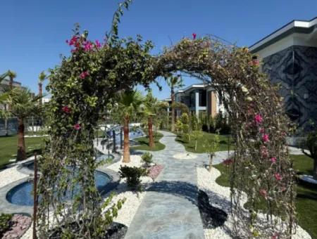 Detached Ultra Luxury 4 In 1 Villa With Sea View In Efeler – On 500 M² Land!