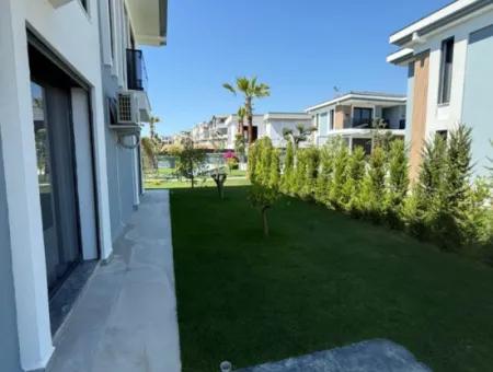 Detached Ultra Luxury 4 In 1 Villa With Sea View In Efeler – On 500 M² Land!