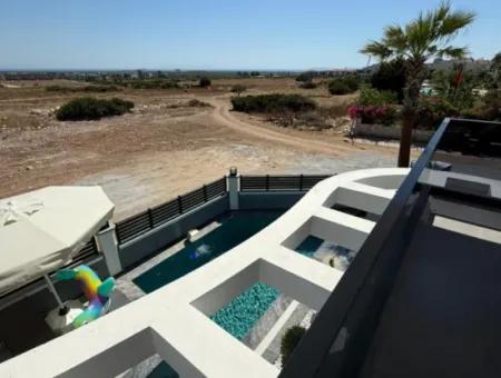 Detached Ultra Luxury 4 In 1 Villa With Sea View In Efeler – On 500 M² Land!