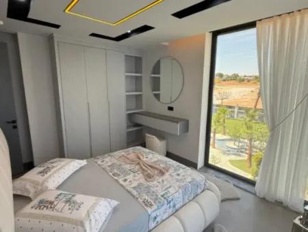 Detached Ultra Luxury 4 In 1 Villa With Sea View In Efeler – On 500 M² Land!