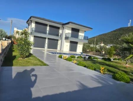 4 Bedroom Detached Villa In Yeşil Tepe