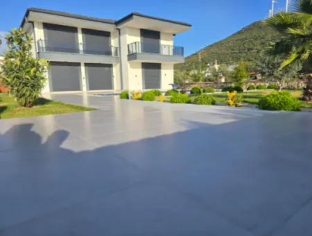 4 Bedroom Detached Villa In Yeşil Tepe