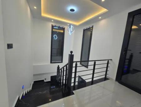 4 Bedroom Detached Villa In Green Hill