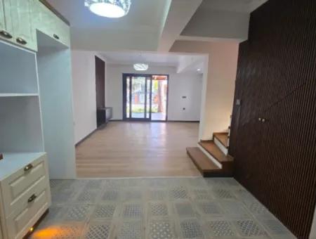 3 1 Villa For Sale 100 M To The Sea In Mavişehir, Didim