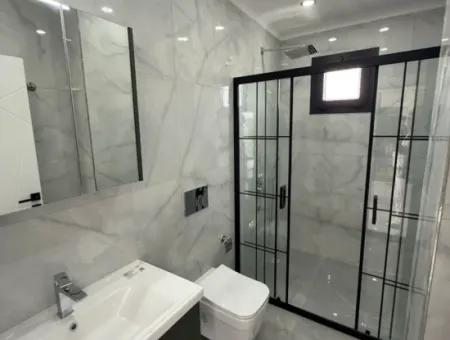 4 1 Villa With Pool For Sale In Hisar Neighborhood