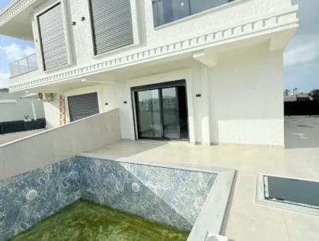 3 1 Separate Kitchen, Corner Pool Villa For Sale In Aydın Didim Hisar Neighborhood