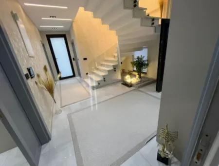 Detached Villa For Sale In Didim Efeler Neighborhood