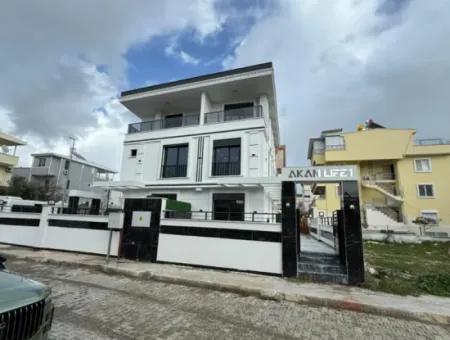 4 1 Separate Kitchen Opportunity Villa With Pool For Sale In Aydın Didim
