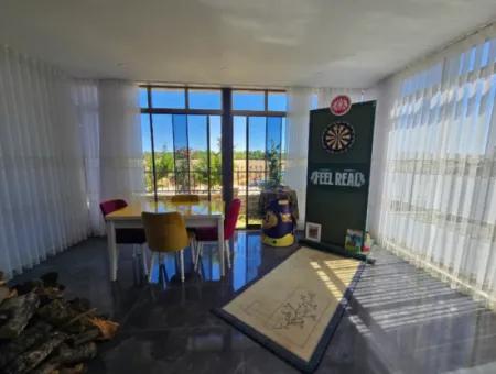 For Sale Exclusive 4 Bedroom Semi-Detached Villa In Altınkum