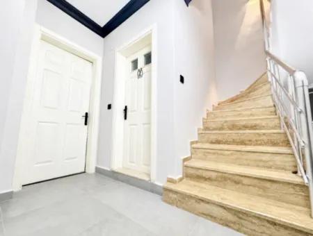 Didim Efeler Neighborhood, Renovated 3+1 Apartment, 160 M², 2 Bathrooms, Swimming Pool